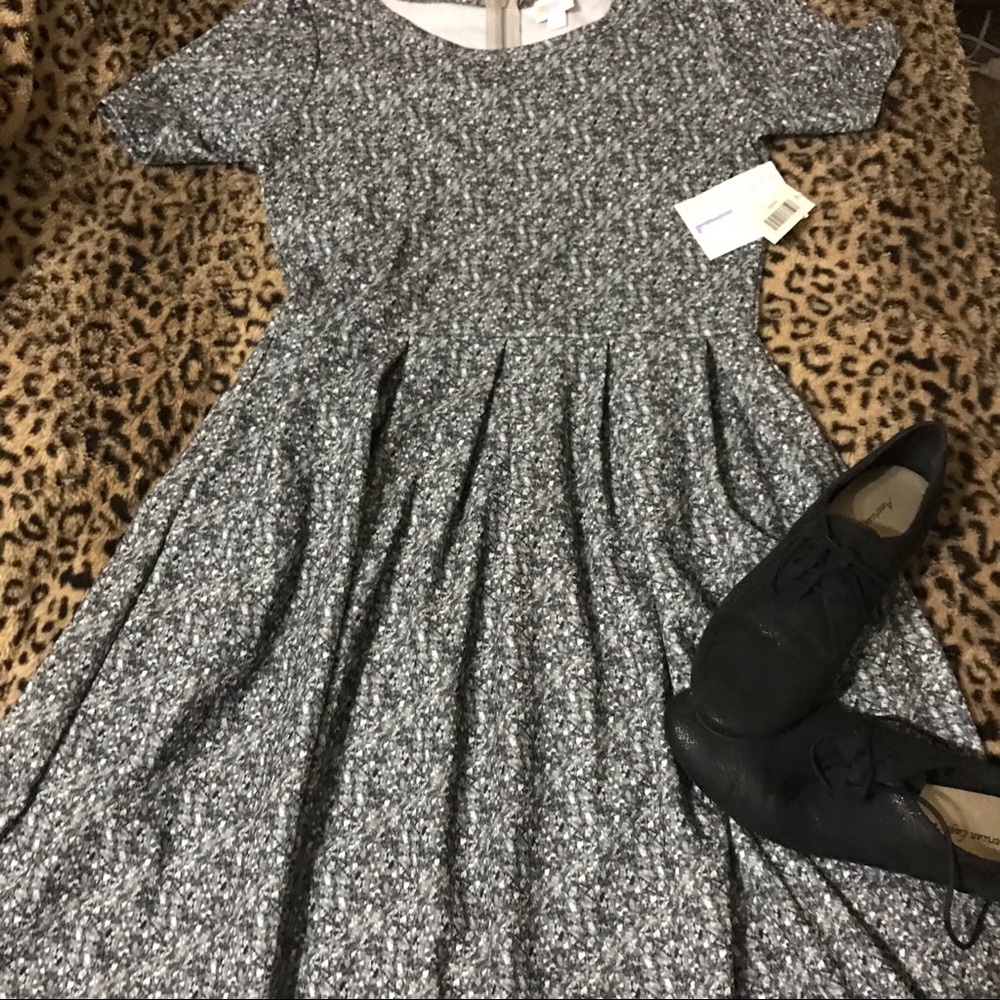 Lularoe Amelia Dress - Picture 2 of 8